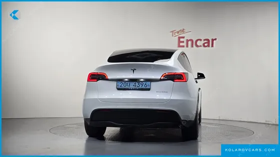 TESLA MODEL Y LONG RANGE AWD