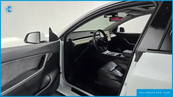 TESLA MODEL Y LONG RANGE AWD