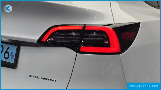 TESLA MODEL Y LONG RANGE AWD