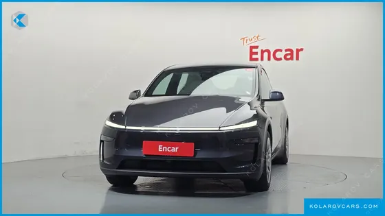 TESLA MODEL Y L LONG RANGE AWD