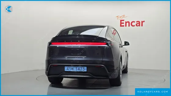 TESLA MODEL Y L LONG RANGE AWD