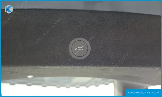 TESLA MODEL Y L LONG RANGE AWD