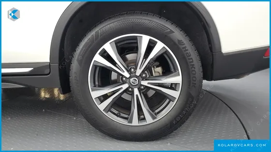 NISSAN X-TRAIL 2.5 4WD