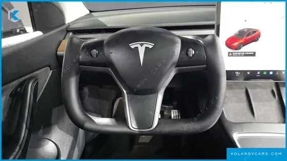 TESLA MODEL Y STANDARD RANGE RWD