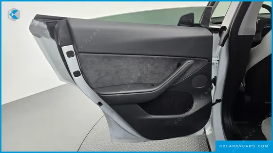 TESLA MODEL Y LONG RANGE AWD