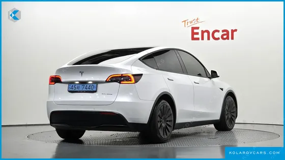 TESLA MODEL Y LONG RANGE AWD