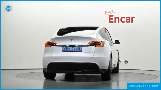 TESLA MODEL Y LONG RANGE AWD