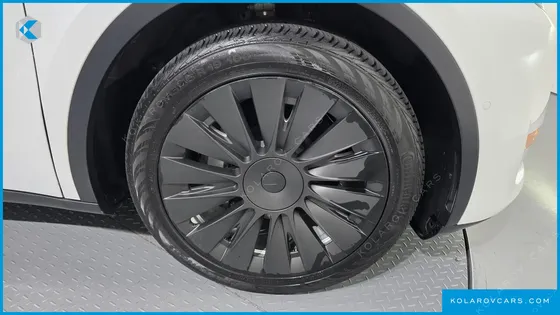 TESLA MODEL Y LONG RANGE AWD