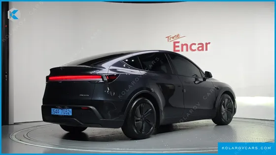 TESLA MODEL Y PREMIUM LONG RANGE AWD