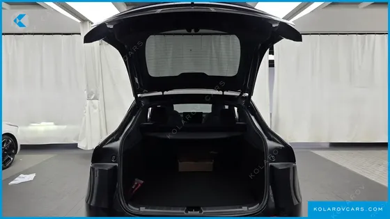 TESLA MODEL Y PREMIUM LONG RANGE AWD