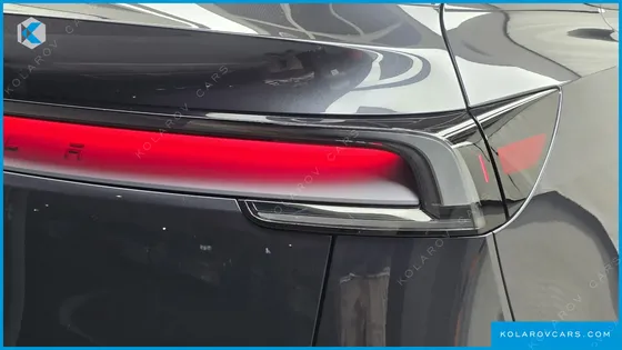 TESLA MODEL Y PREMIUM LONG RANGE AWD