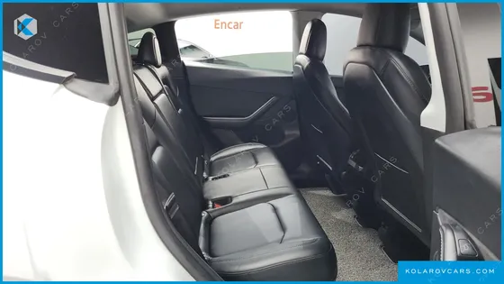 TESLA MODEL Y LONG RANGE AWD