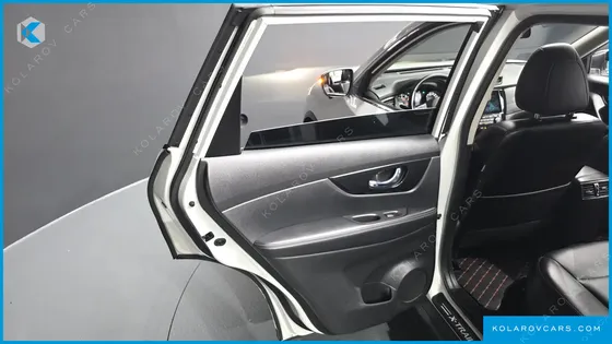 NISSAN X-TRAIL 2.5 TECH 4WD