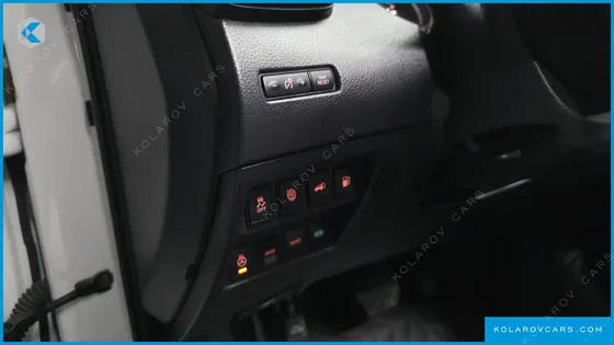 NISSAN X-TRAIL 2.5 TECH 4WD