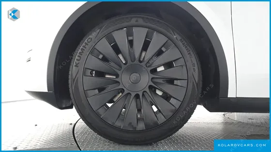TESLA MODEL Y RWD