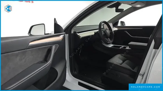 TESLA MODEL Y RWD