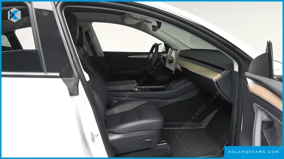 TESLA MODEL Y RWD