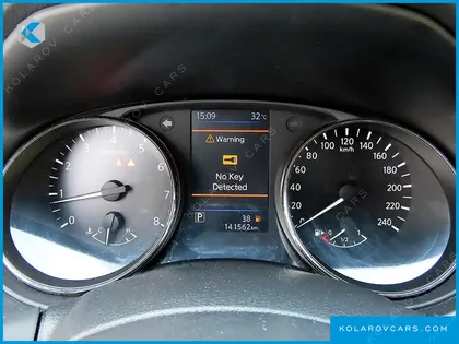 NISSAN X-TRAIL 2.5 SMART 2WD