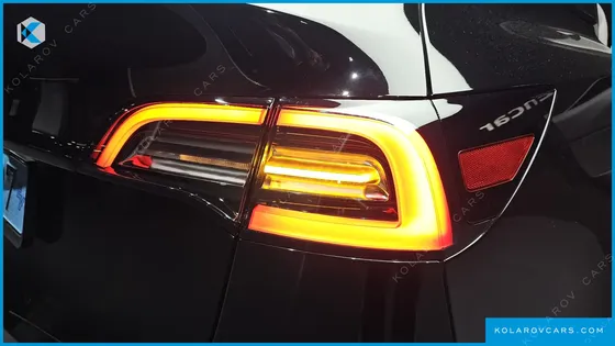 TESLA MODEL Y RWD