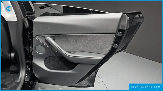 TESLA MODEL Y RWD
