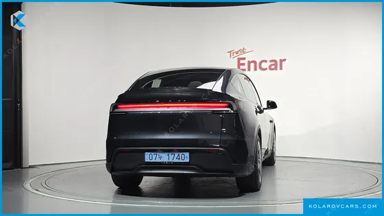 TESLA MODEL Y L LONG RANGE AWD