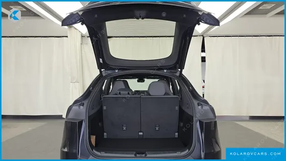 TESLA MODEL Y L LONG RANGE AWD