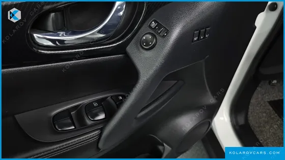 NISSAN X-TRAIL 2.5 4WD