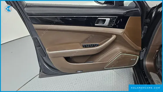 PORSCHE PANAMERA 3.0 AWD