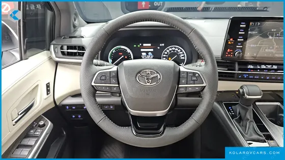 TOYOTA SIENNA 2.5 HYBRID 2WD