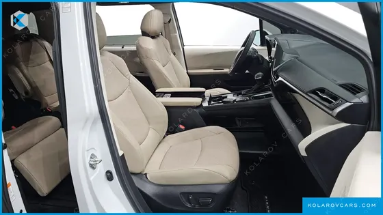 TOYOTA SIENNA 2.5 HYBRID 2WD