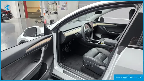 TESLA MODEL Y RWD