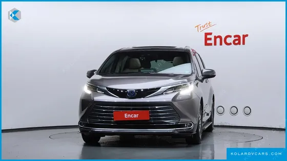 TOYOTA SIENNA 2.5 HYBRID AWD