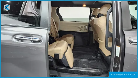 TOYOTA SIENNA 2.5 HYBRID AWD