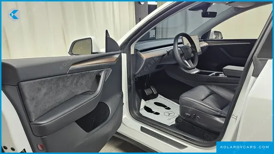 TESLA MODEL Y LONG RANGE AWD