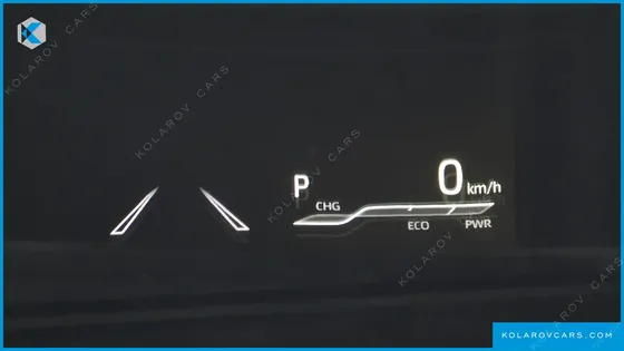 TOYOTA SIENNA 2.5 HYBRID 2WD