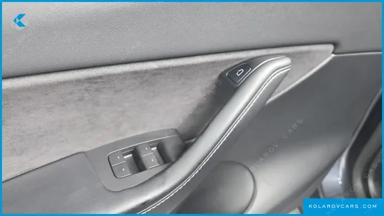 TESLA MODEL Y STANDARD RANGE RWD