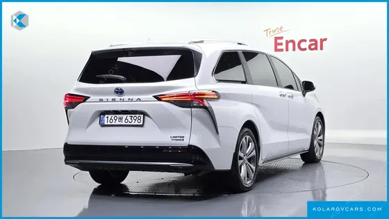TOYOTA SIENNA 2.5 HYBRID 2WD
