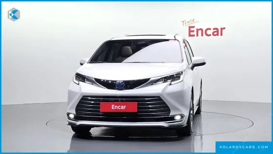 TOYOTA SIENNA 2.5 HYBRID 2WD