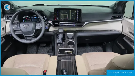 TOYOTA SIENNA 2.5 HYBRID 2WD