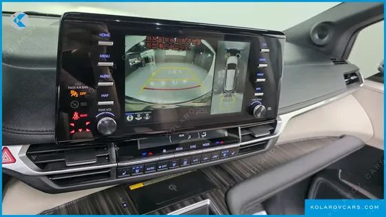 TOYOTA SIENNA 2.5 HYBRID 2WD