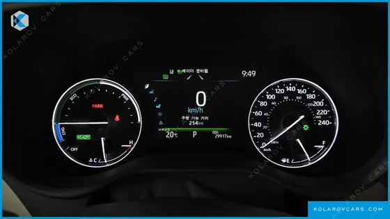 TOYOTA SIENNA 2.5 HYBRID AWD