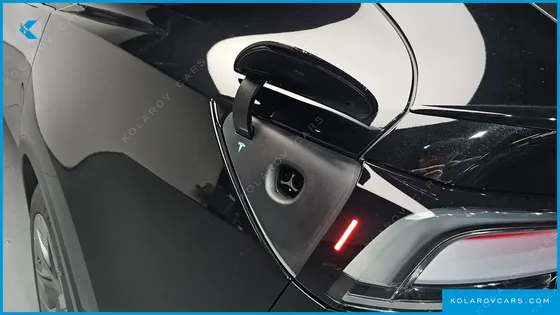 TESLA MODEL Y L LONG RANGE AWD