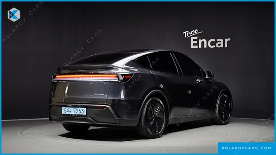 TESLA MODEL Y PREMIUM LONG RANGE AWD