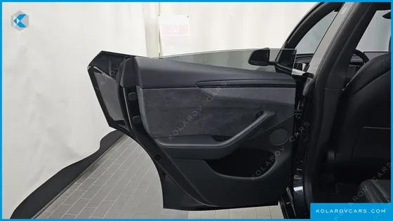 TESLA MODEL Y PREMIUM LONG RANGE AWD