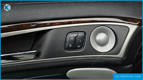 LINCOLN MKZ HYBRID