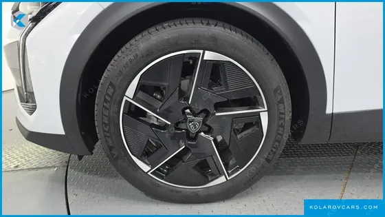 PEUGEOT 408 1.2 PURE TECH GT