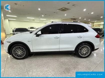 PORSCHE CAYENNE 3.0 DIESEL PLATIUM EDITION