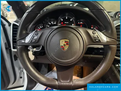 PORSCHE CAYENNE 3.0 DIESEL PLATIUM EDITION
