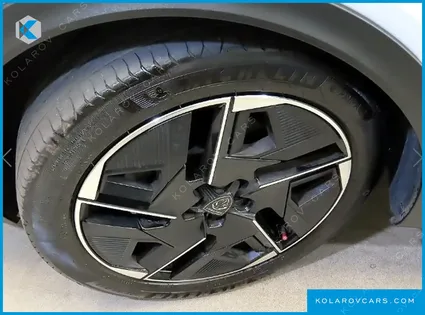 PEUGEOT 408 1.2 PURE TECH GT