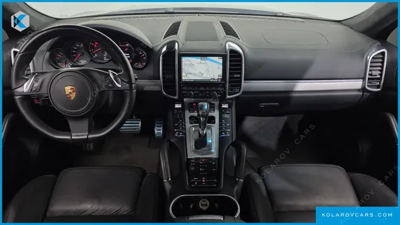 PORSCHE CAYENNE 4.8 TURBO